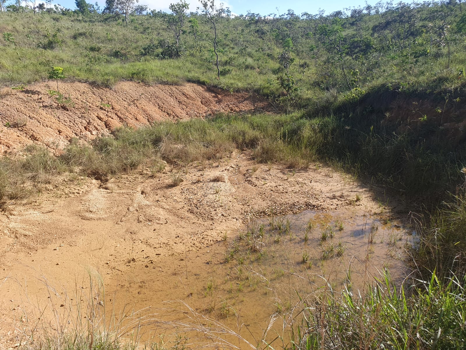 Excelente Terreno no condomínio Capão das Guaribas em Jaboticatubas