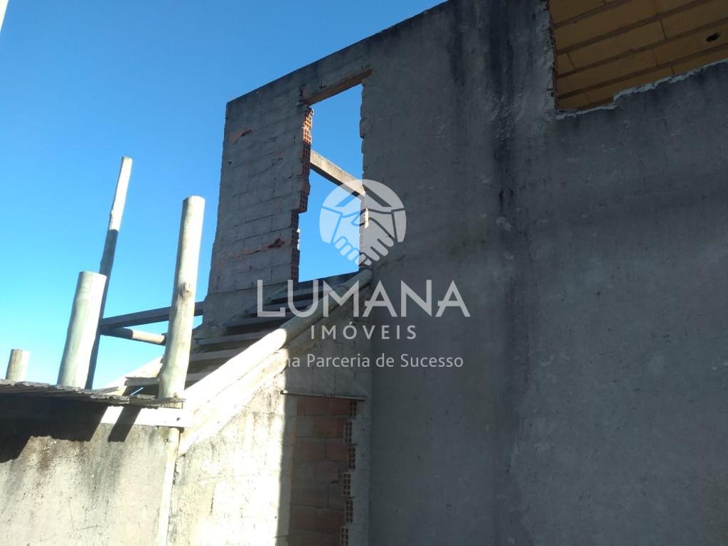 LOTE COM CONSTRUÇÃO