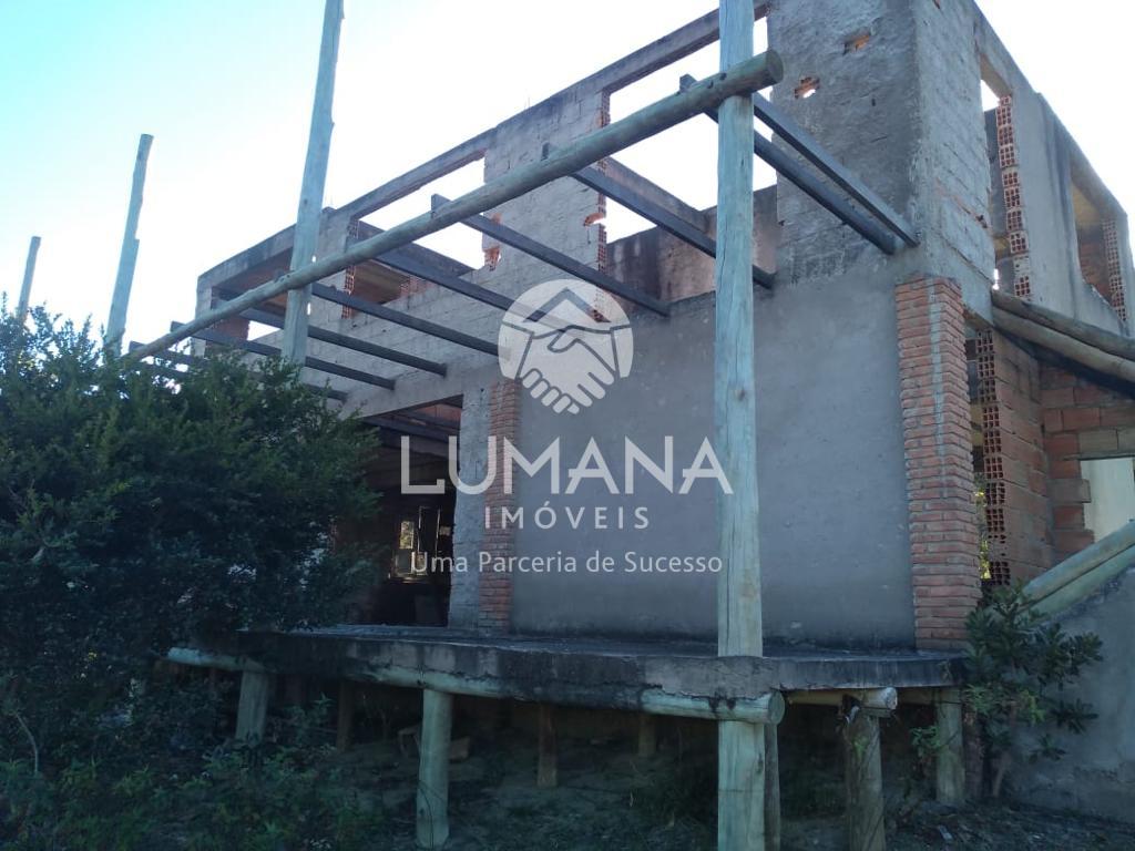 LOTE COM CONSTRUÇÃO