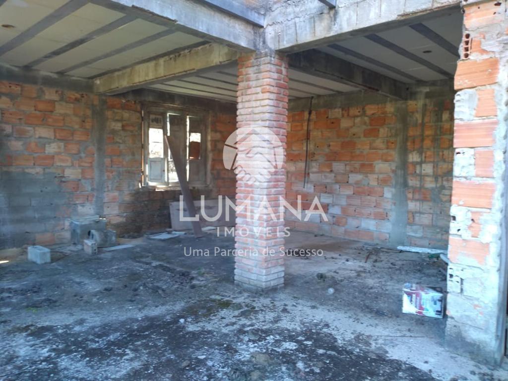 LOTE COM CONSTRUÇÃO — foto 7 — Mangabeiras, Santana Do Riacho, MG