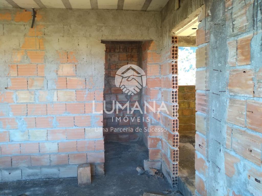LOTE COM CONSTRUÇÃO — foto 9 — Mangabeiras, Santana Do Riacho, MG