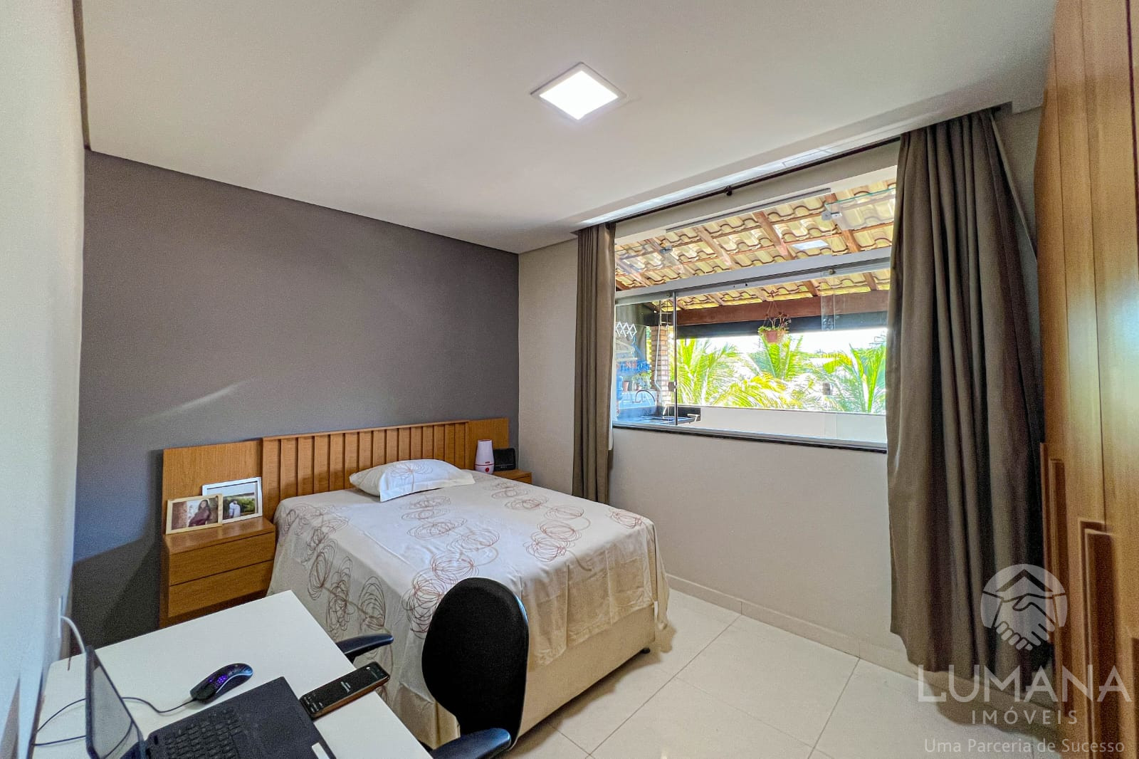 CASA NO RECANTO DA LAGOA