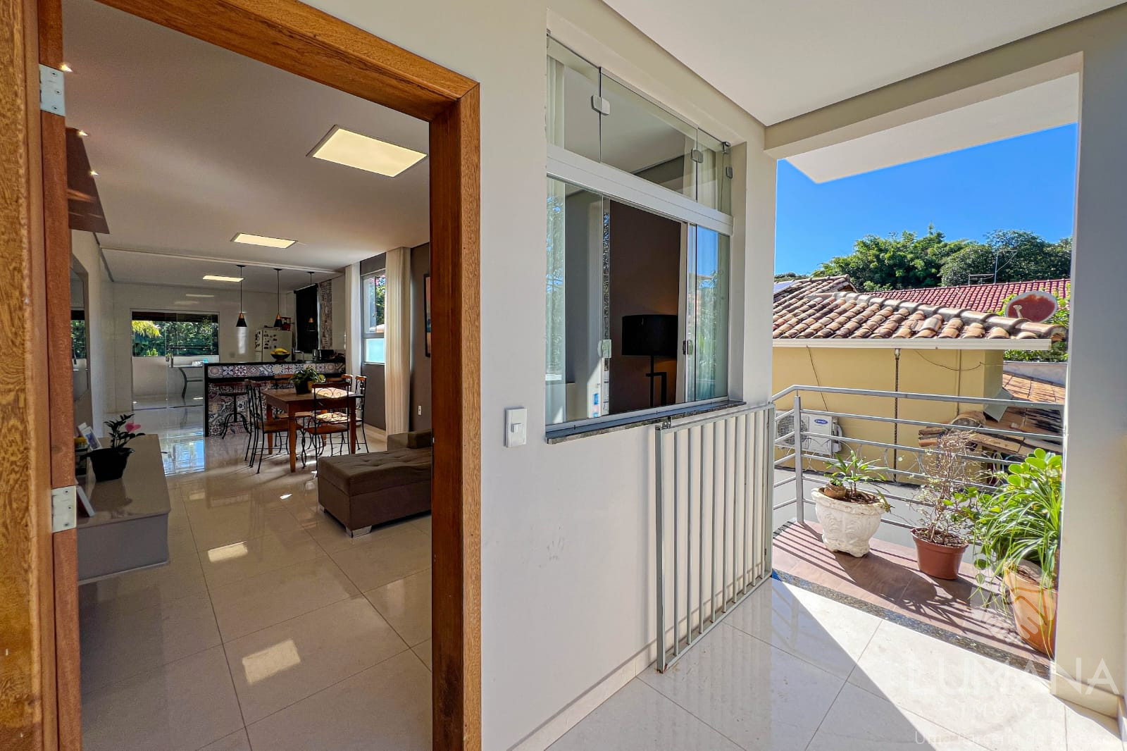 CASA NO RECANTO DA LAGOA
