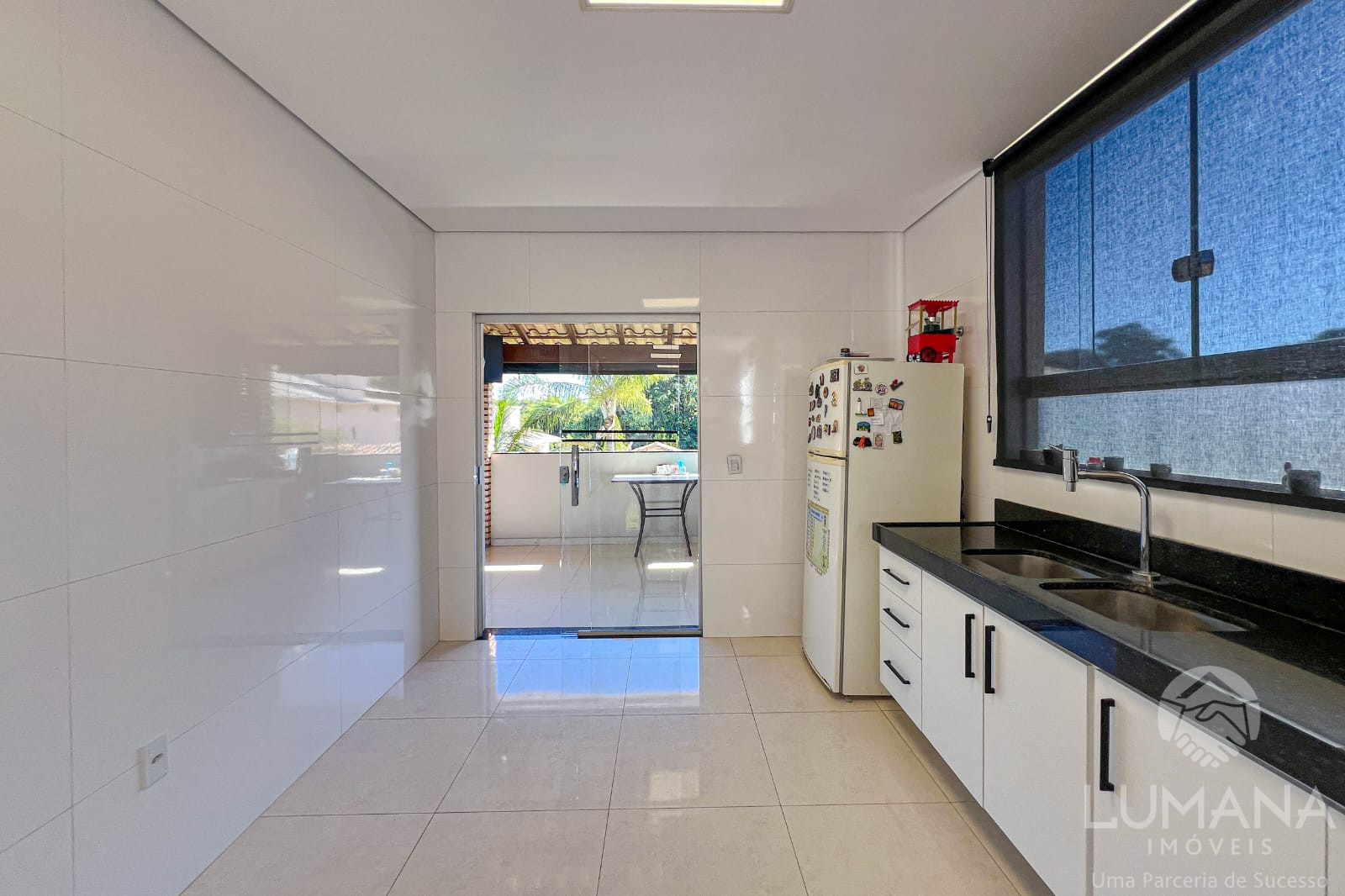 CASA NO RECANTO DA LAGOA