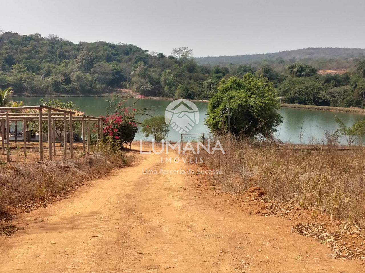 FAZENDINHA COM ÁGUA