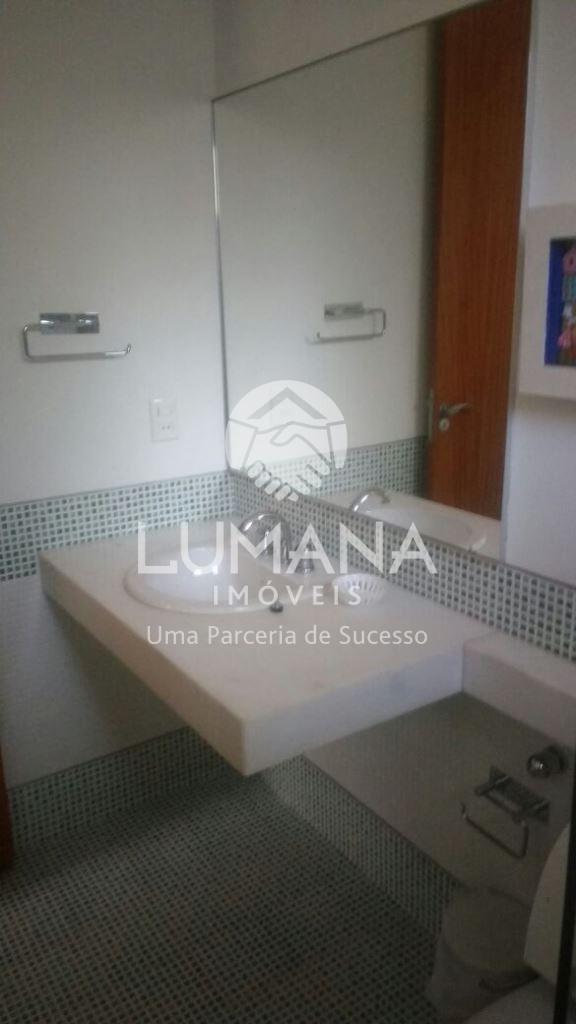 CONDOMÍNIO AMENDOEIRAS