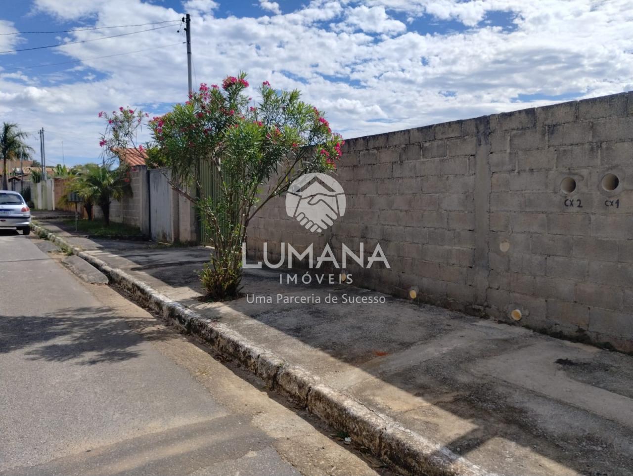 CASA EM CONSTRUÇÃO