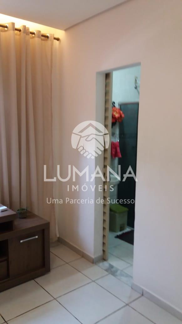 CASA INDEPENDENTE — foto 16 — São Cosme De Cima (são Benedito), Santa Luzia, MG