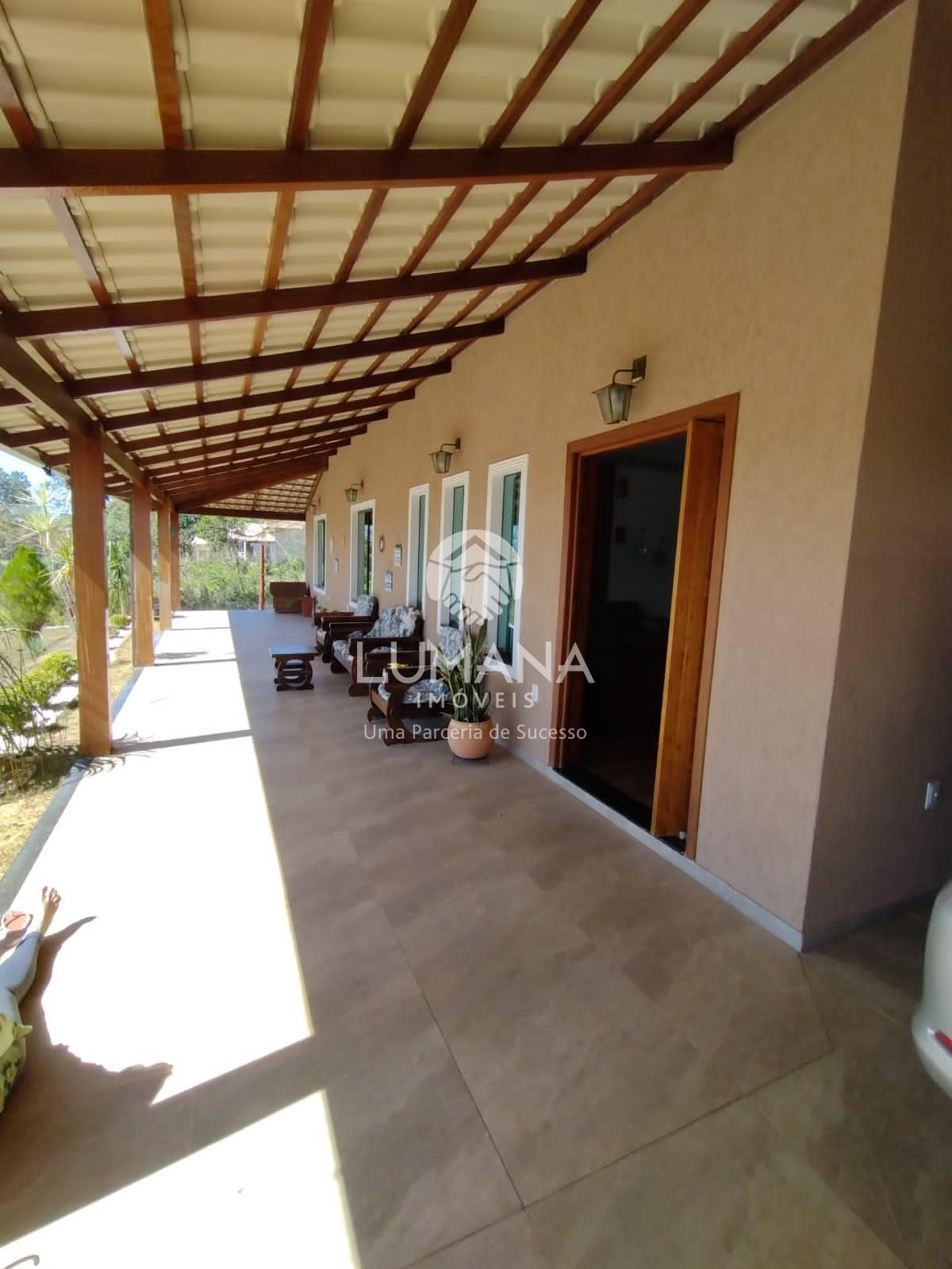 SÍTIO COM HABITE-SE