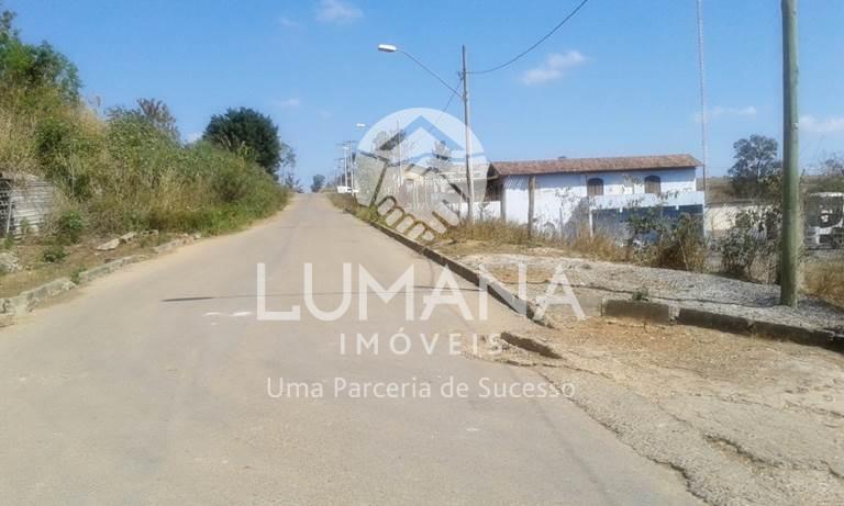 ÁREA INDUSTRIAL-VESPASIANO