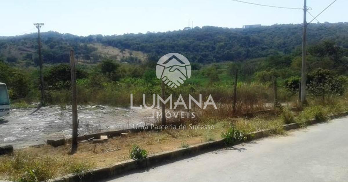 ÁREA INDUSTRIAL-VESPASIANO