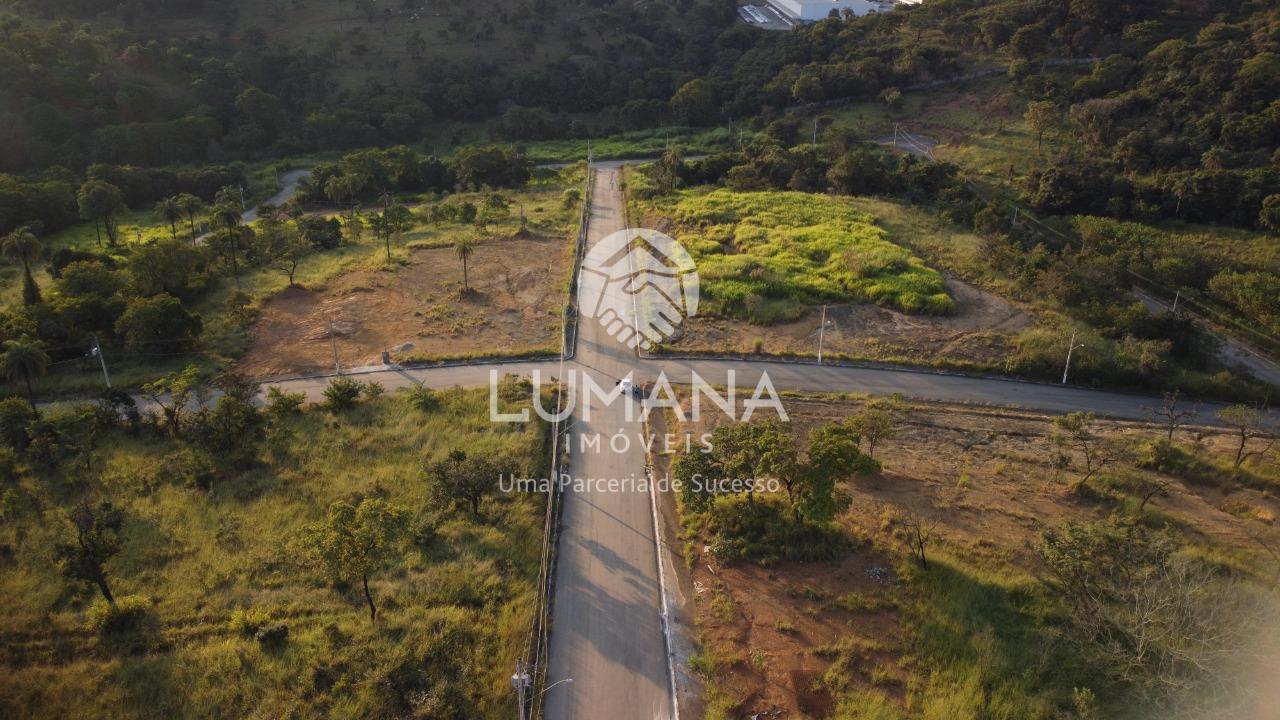 METROPOLITAN BUSINESS CENTER