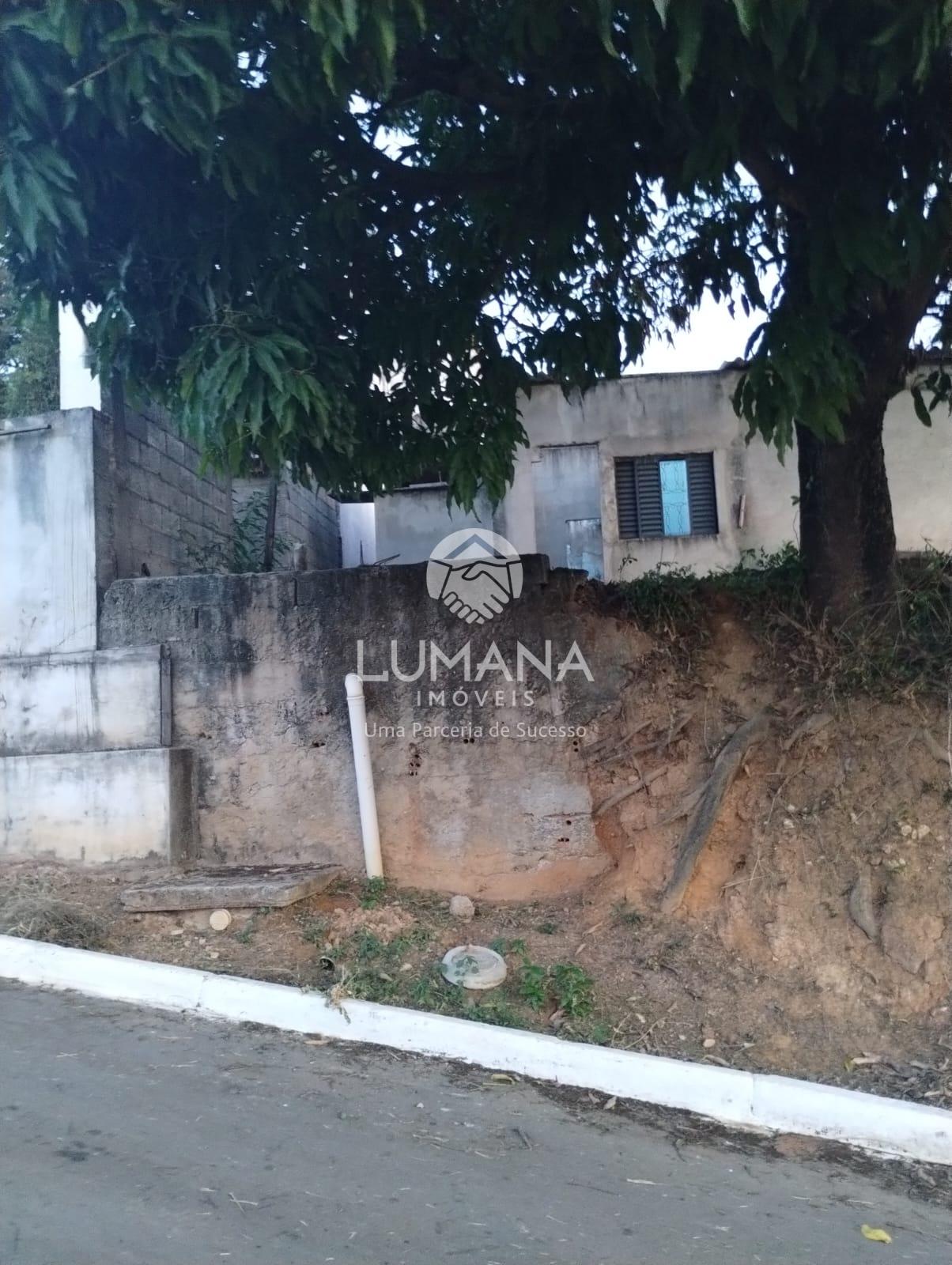 LOTE COM CONSTRUÇÃO