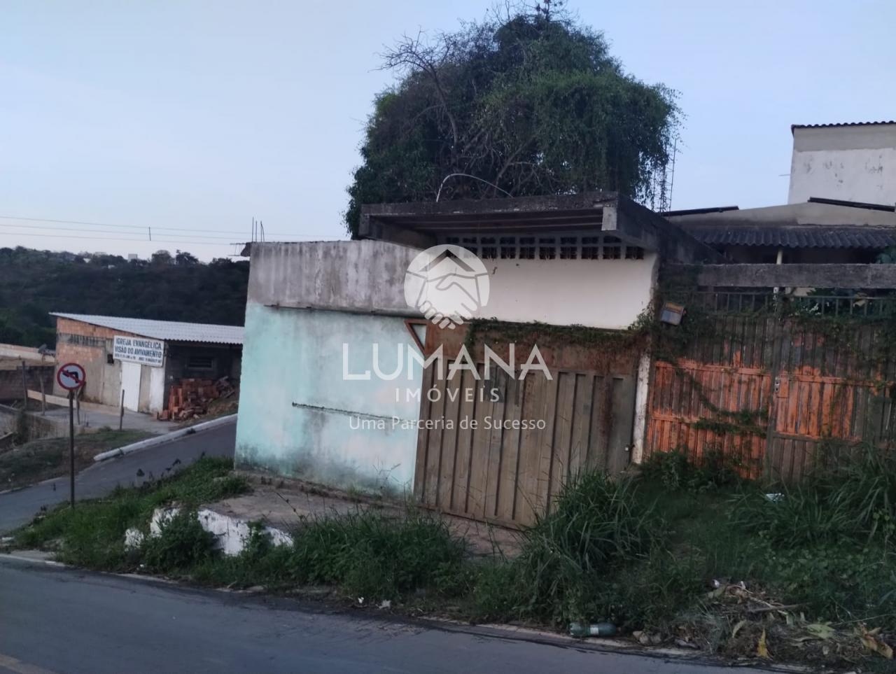 LOTE COM CONSTRUÇÃO