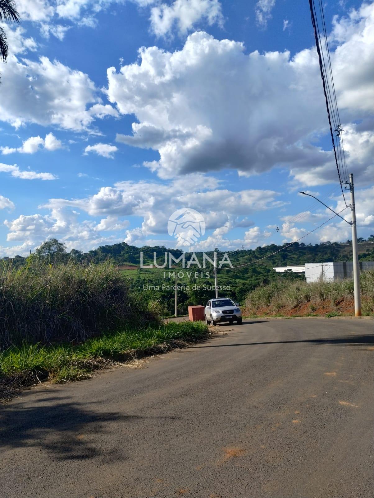 Lote em condomínio Industrial