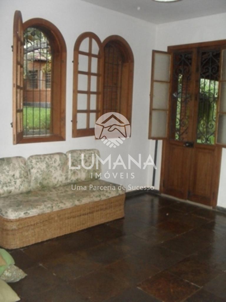 ÁREA  COM CASA NA VÁRZEA