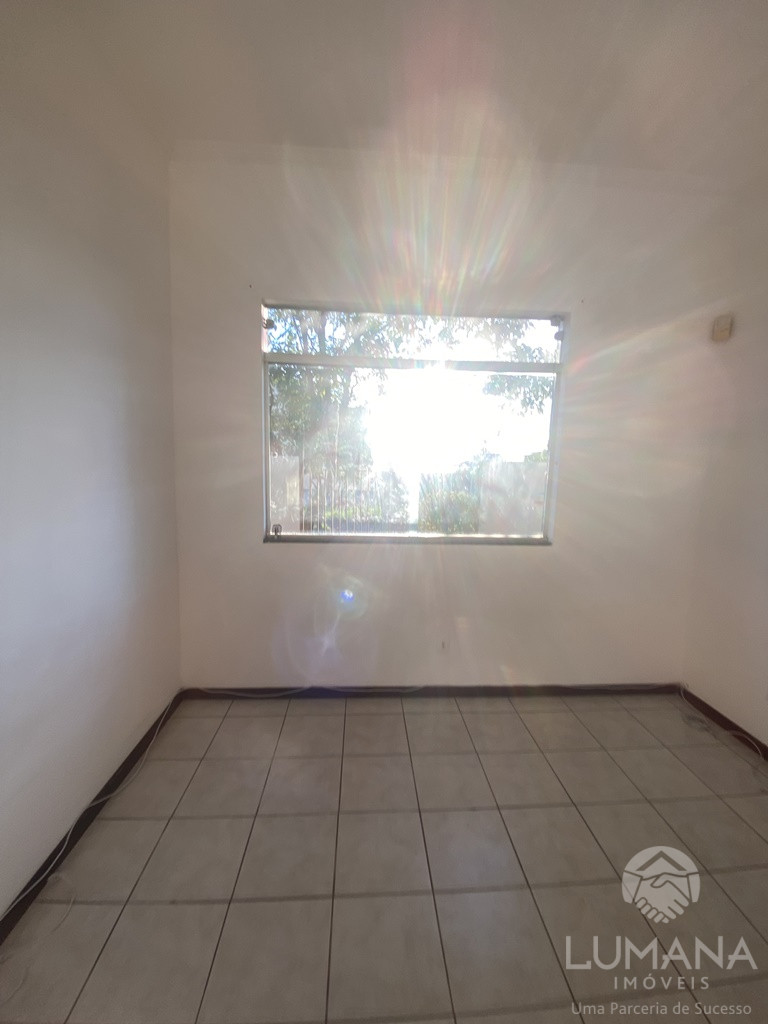 CASA COM PISCINA