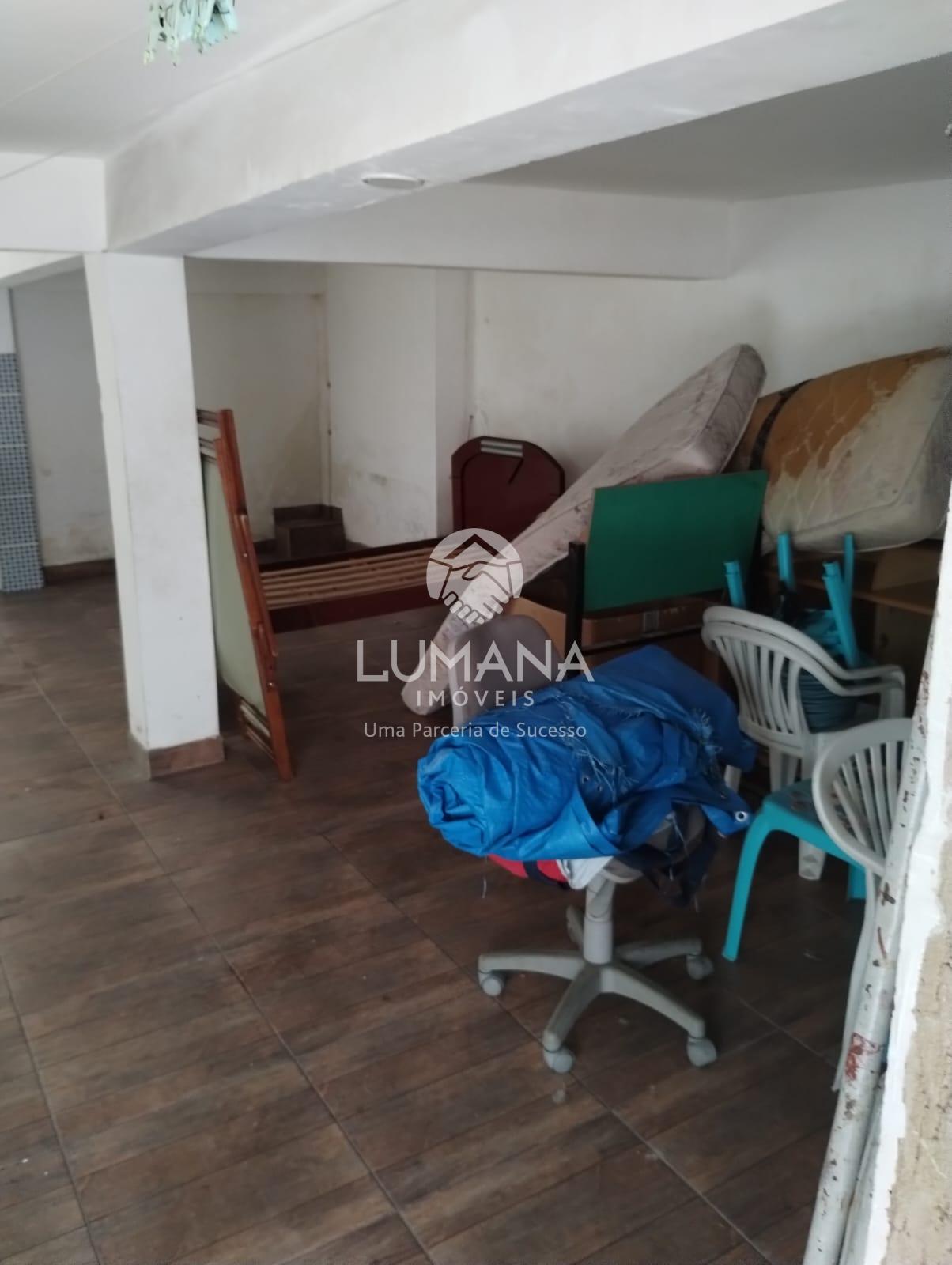 CASA COM PISCINA — foto 47 — São Benedito, Santa Luzia, MG