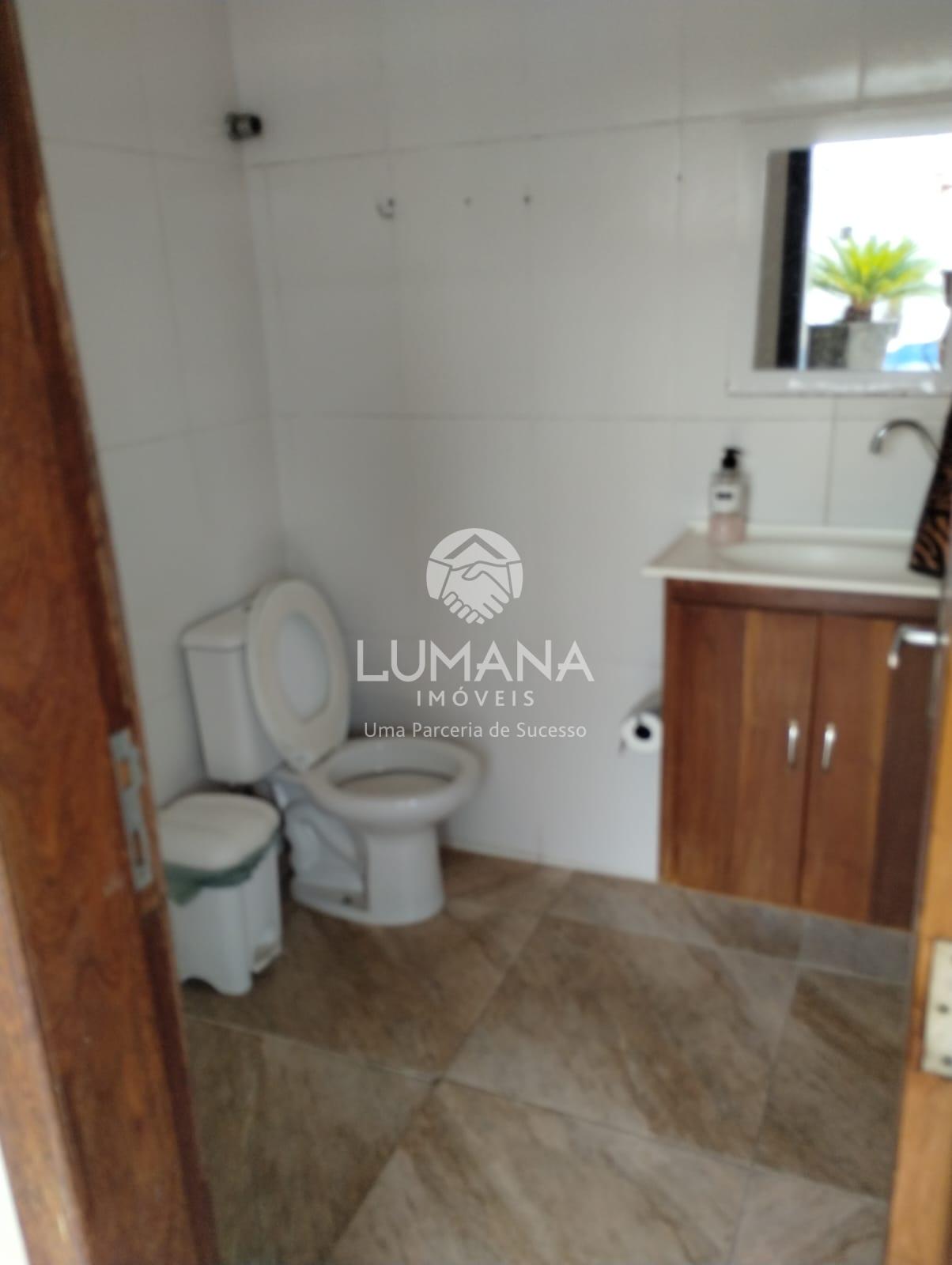 CASA COM PISCINA — foto 41 — São Benedito, Santa Luzia, MG