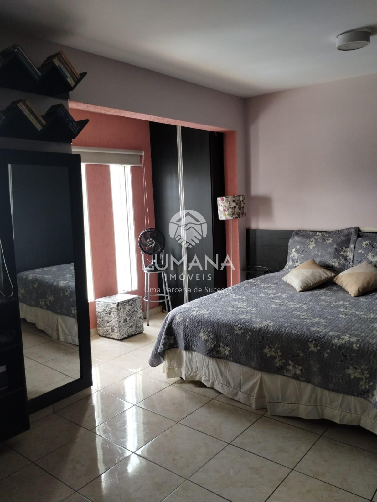 CASA COM PISCINA — foto 8 — São Benedito, Santa Luzia, MG