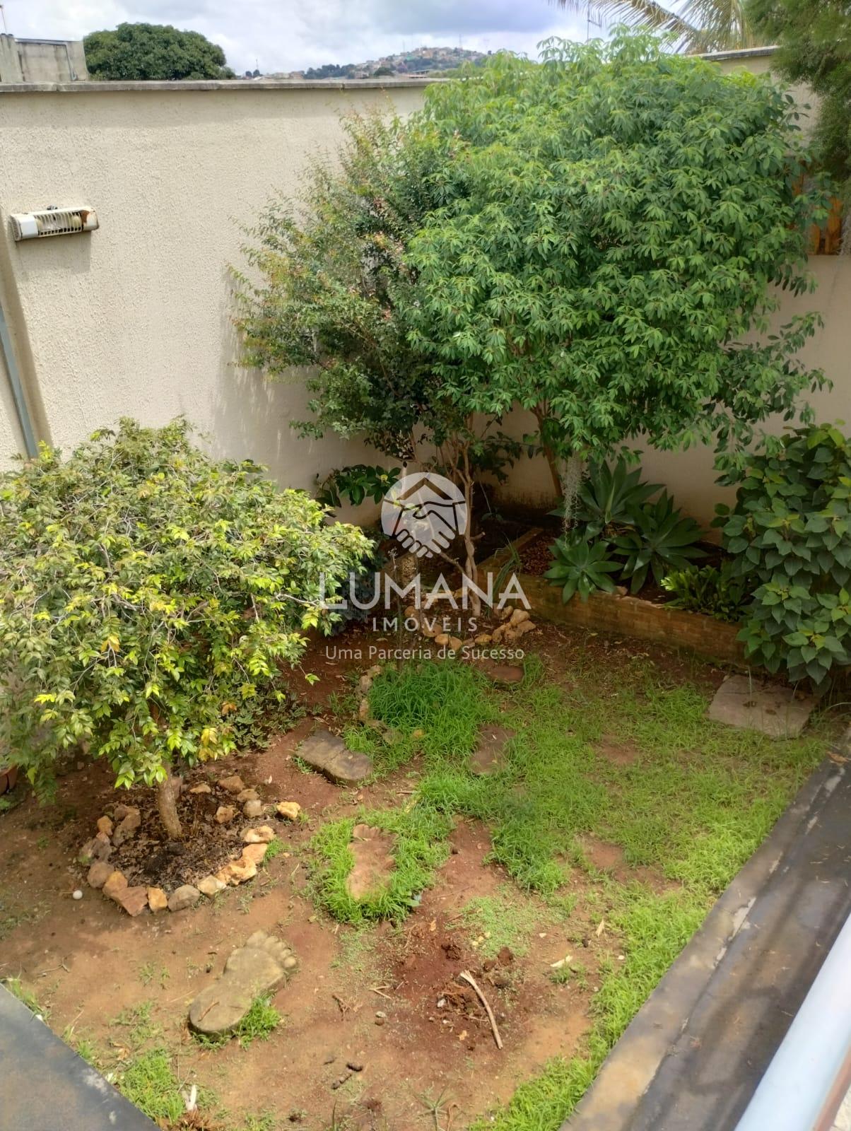 CASA COM PISCINA — foto 31 — São Benedito, Santa Luzia, MG