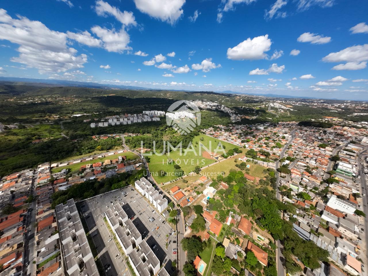 ÁREA URBANA  -  63 ha