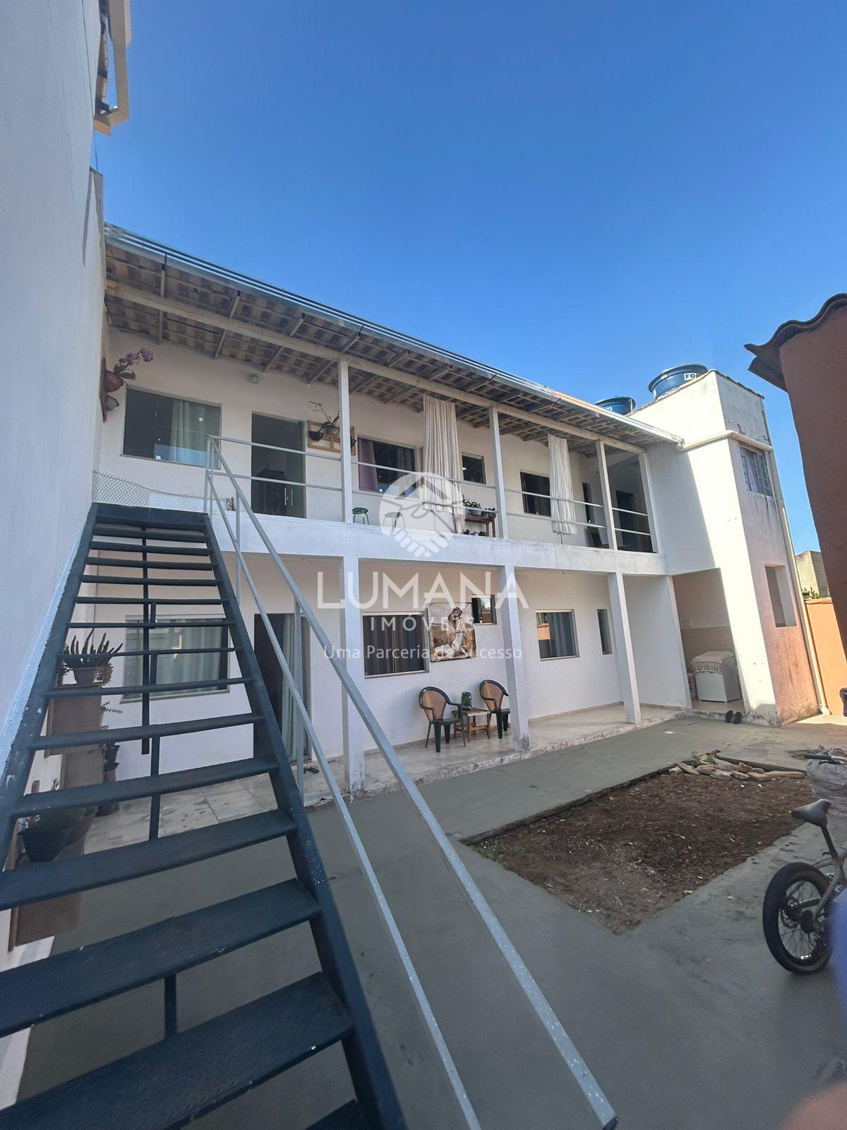 2 CASAS  ESTILO SOBRADO/PARA INVESTIDOR