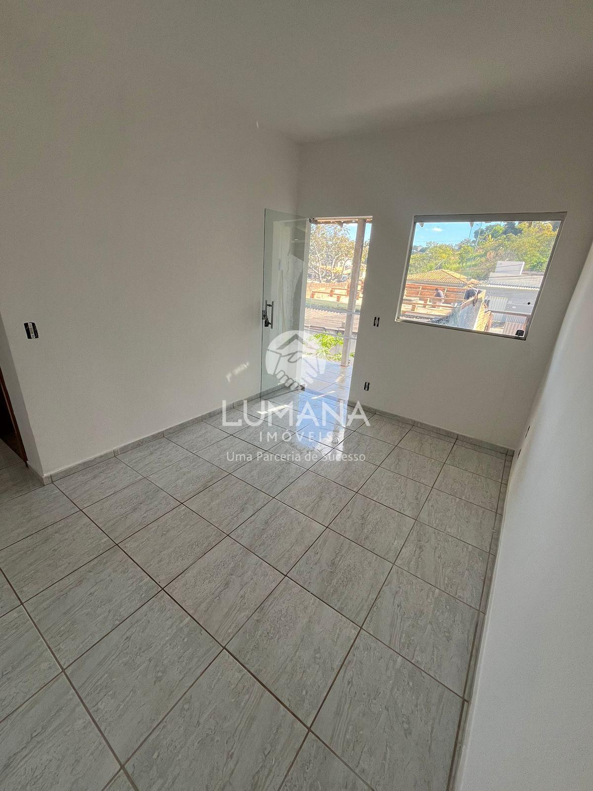 2 CASAS  ESTILO SOBRADO/PARA INVESTIDOR