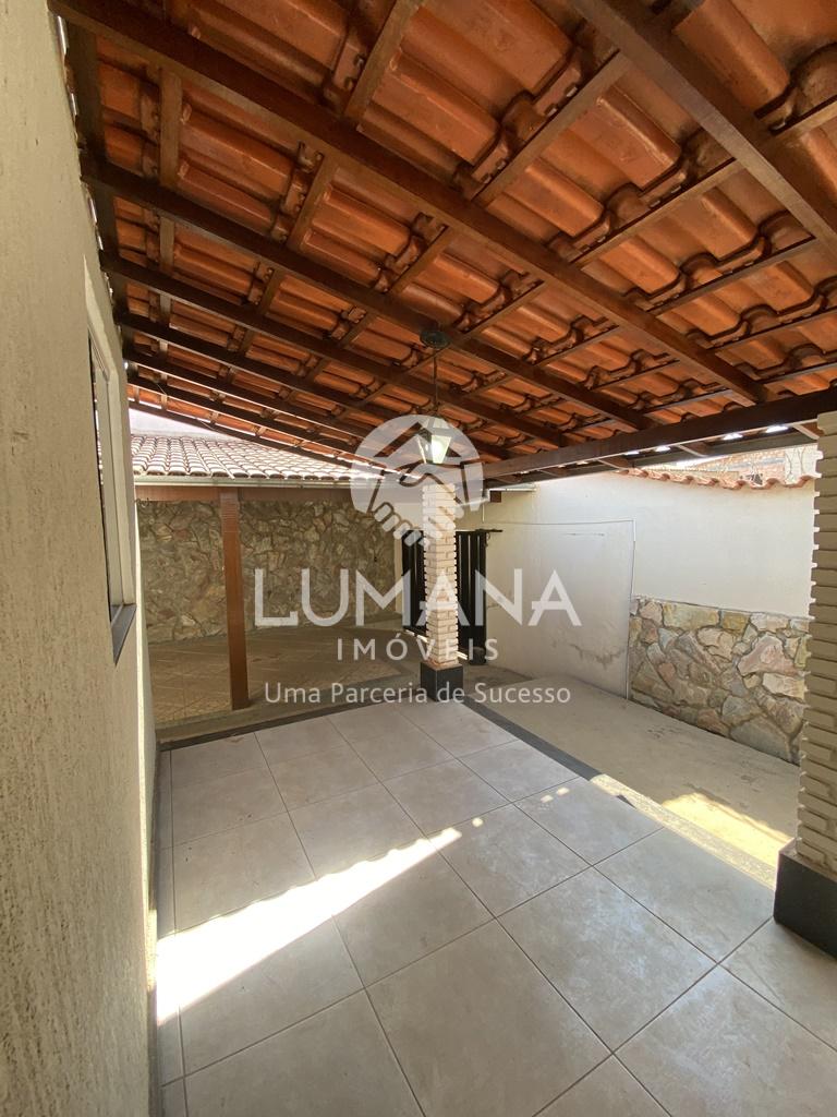 PRÓXIMA A LAGOA CENTRAL