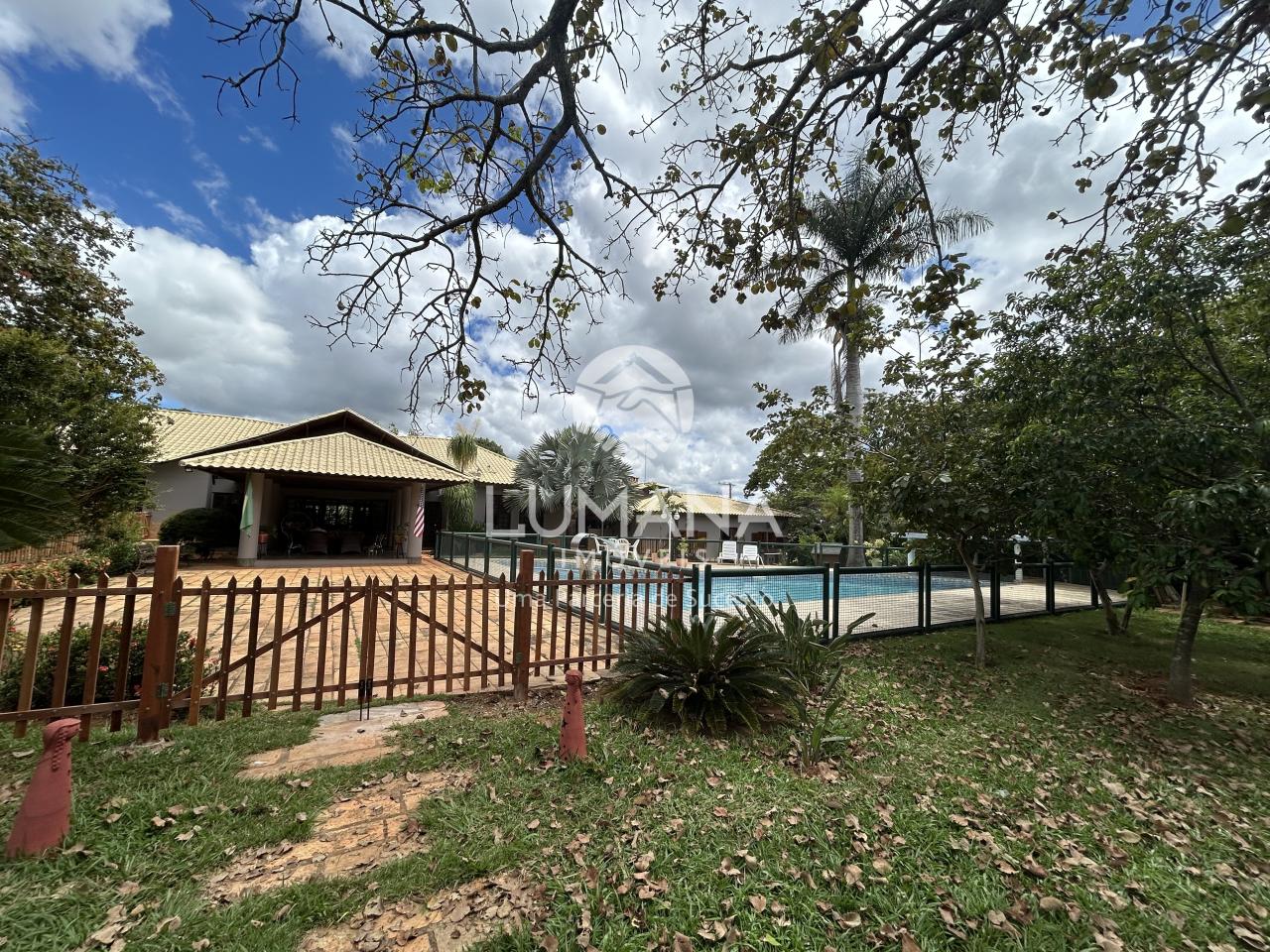 Casa Terreno 3.000 m²