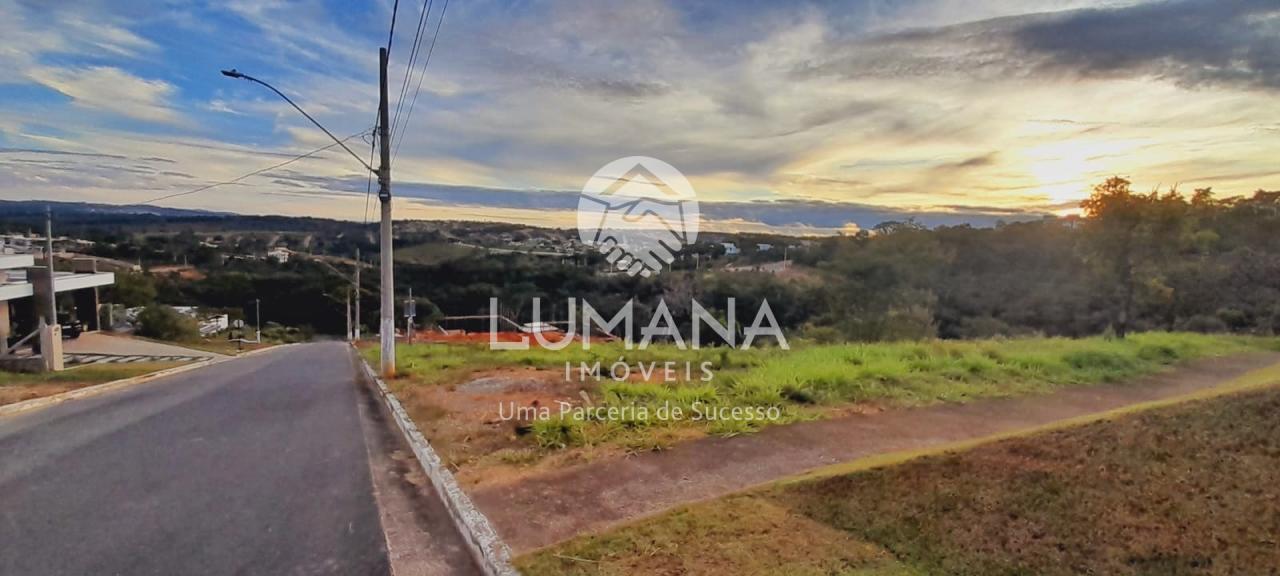 Lote em Condomínio