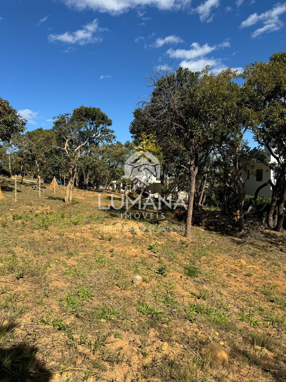 Lote em condomínio
