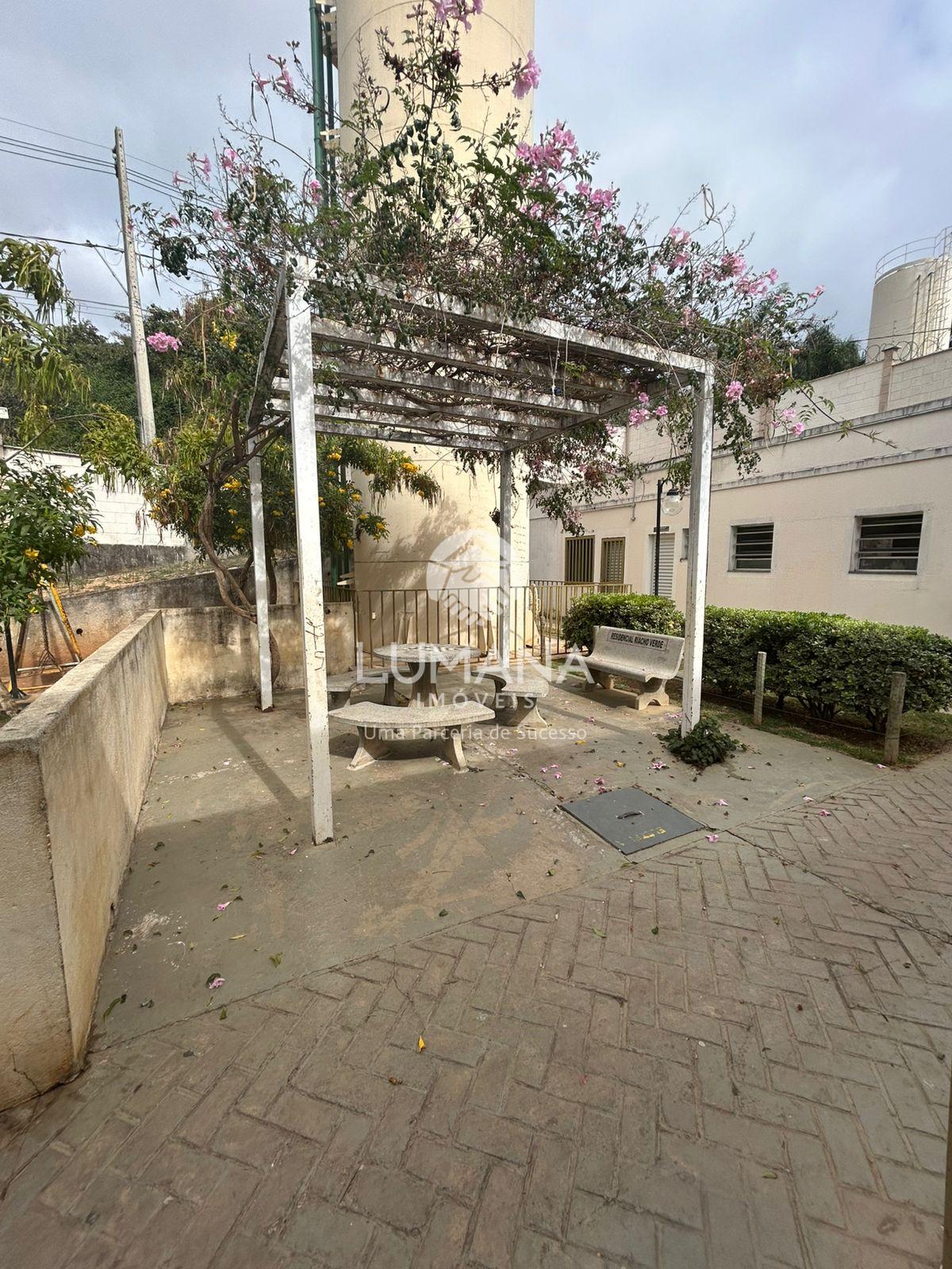 Apartamento em condomínio