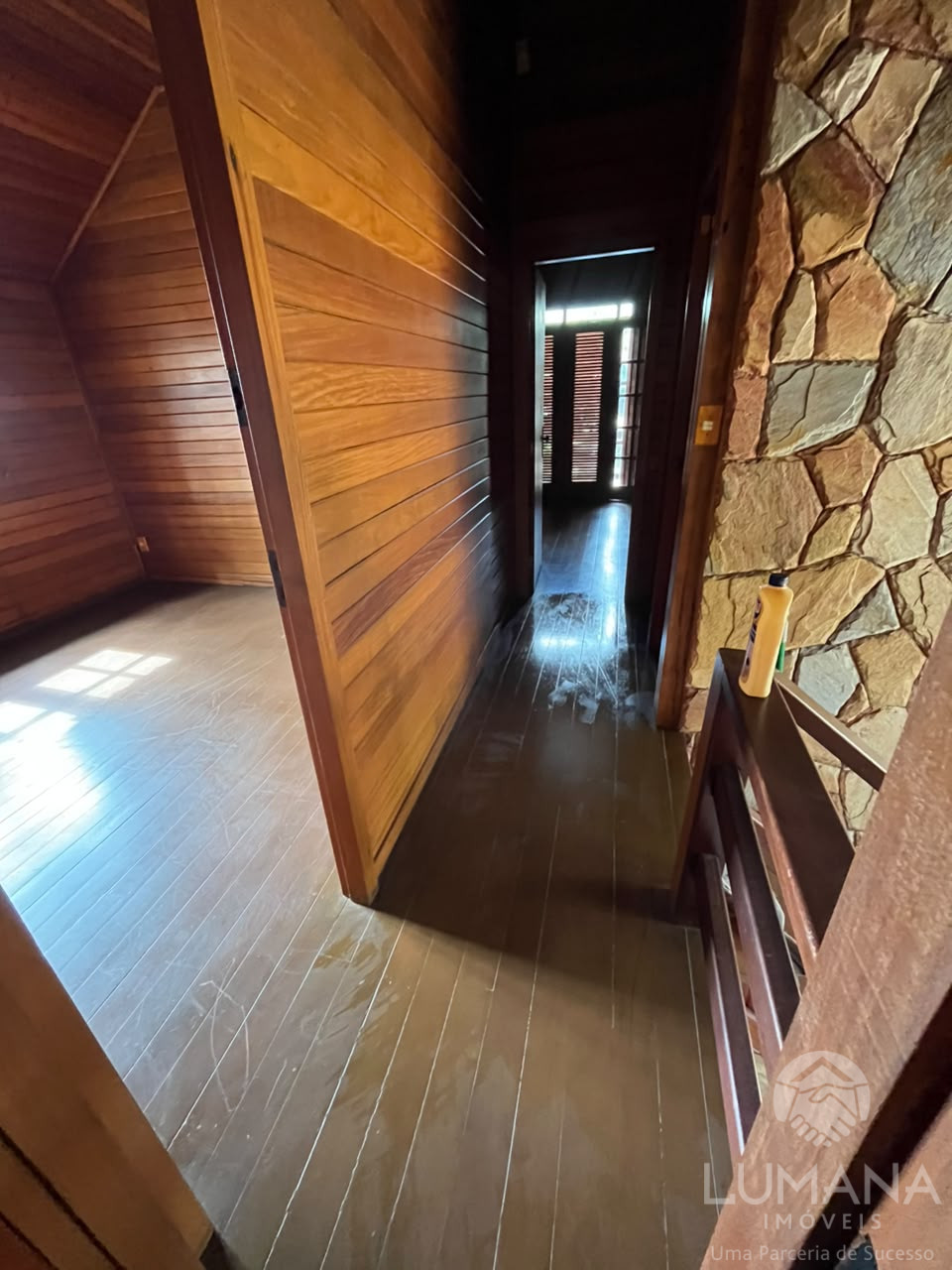 Casa em condomínio