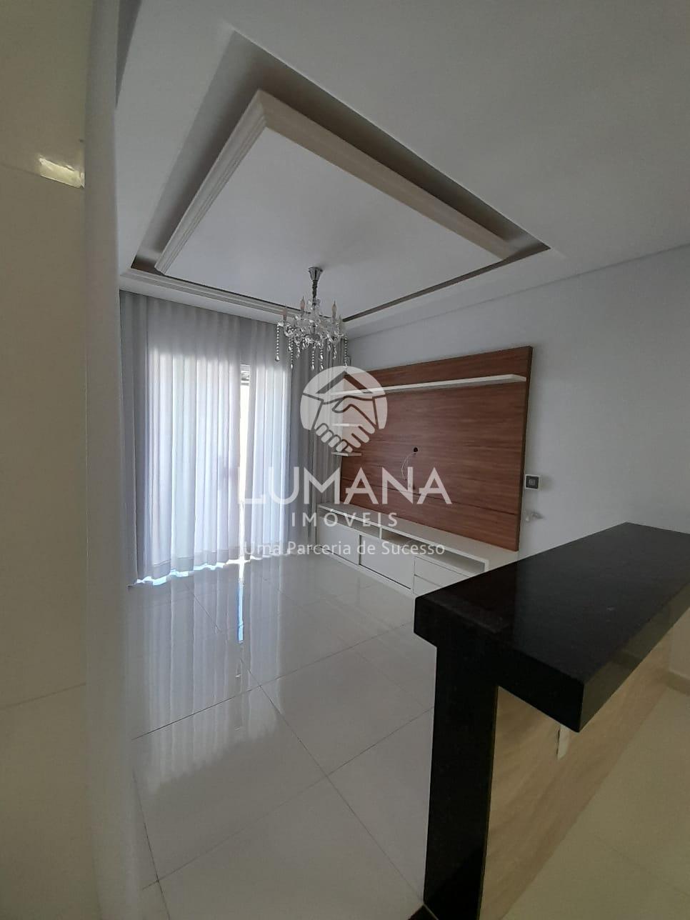 Casa em Lote  193 m²