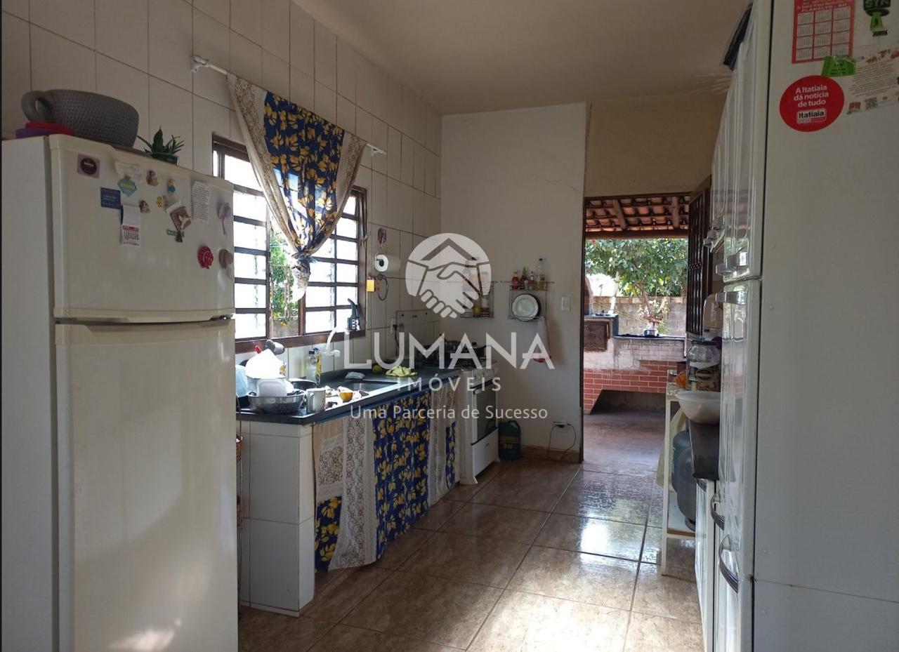 Casa Interior — foto 15 — Centro, Funilândia, MG