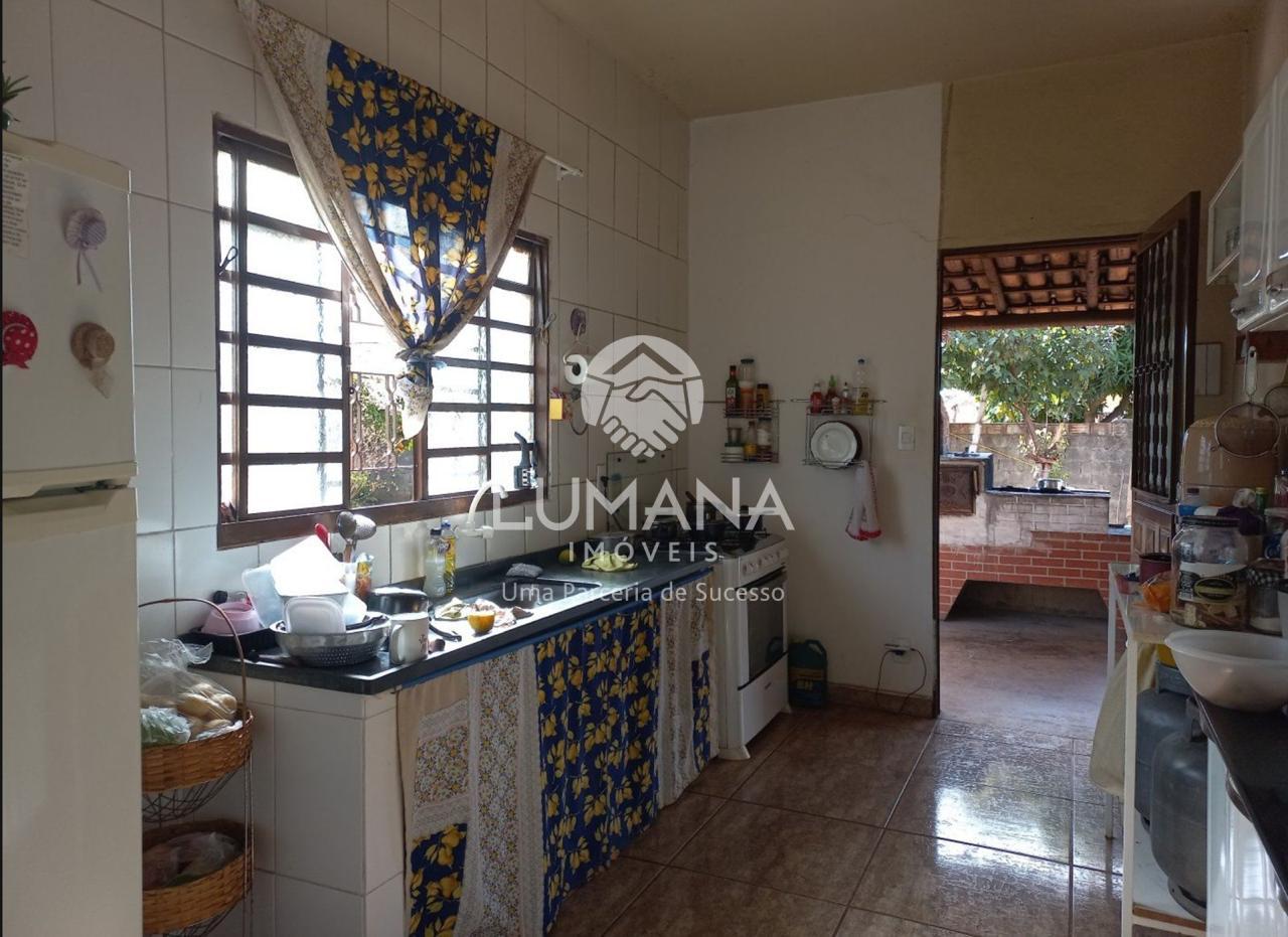 Casa Interior — foto 16 — Centro, Funilândia, MG
