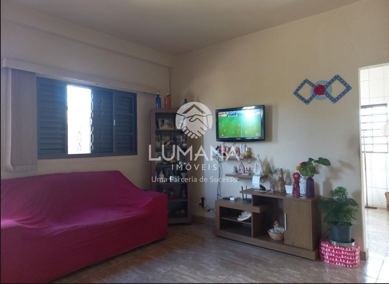 Casa Interior — foto 7 — Centro, Funilândia, MG