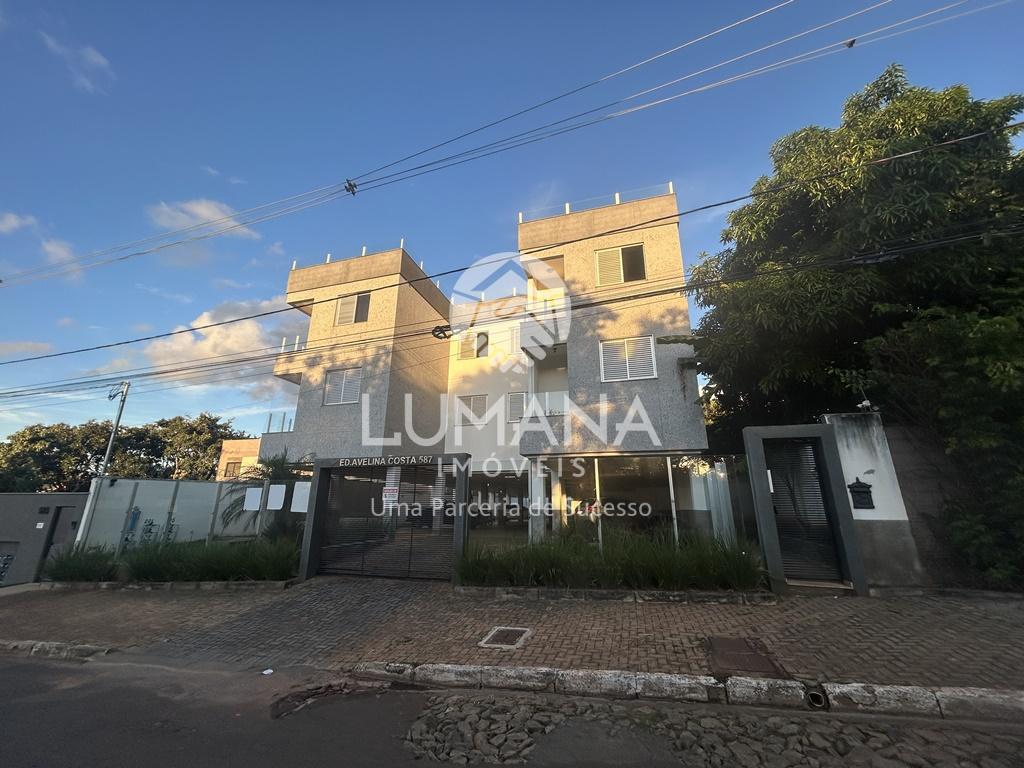 PRÓXIMO À LAGOA CENTRAL