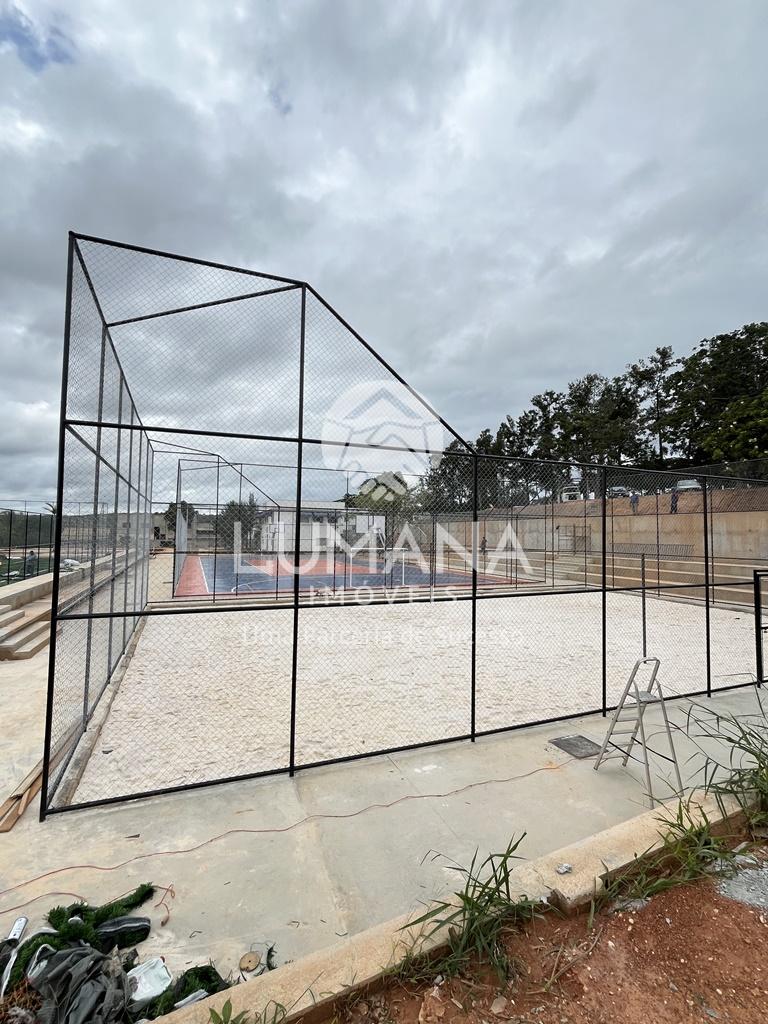 Prédio Residencial e Comercial