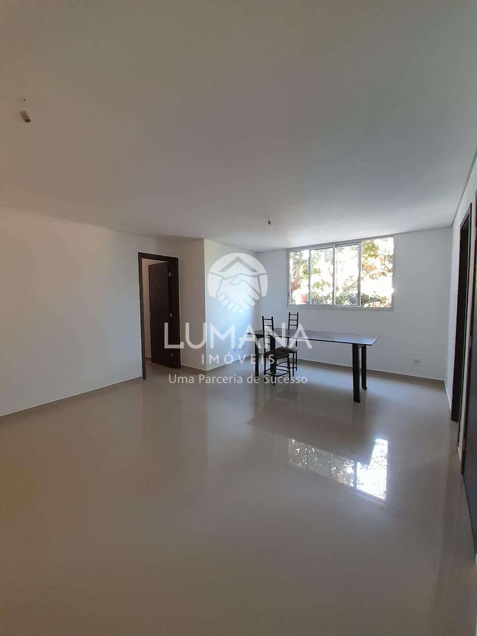 Apartamento c/Elevador