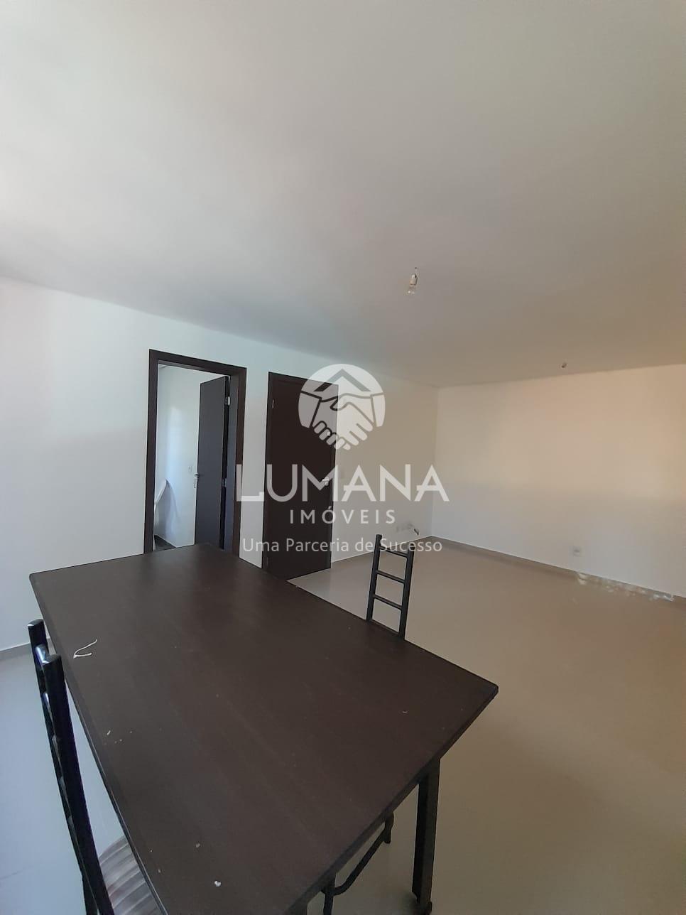 Apartamento c/Elevador