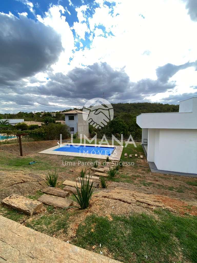 Casa Nova em condomínio