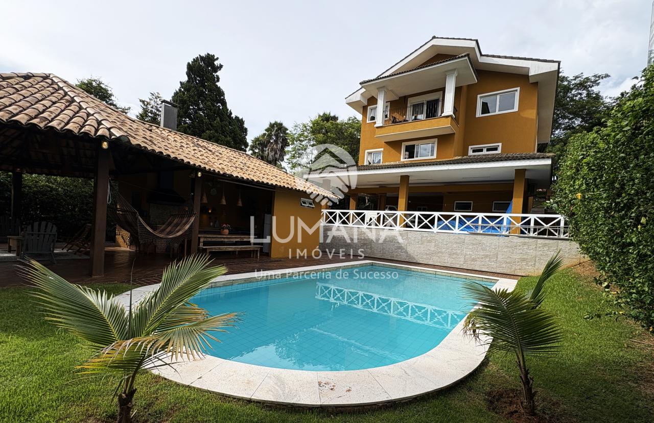 CONDOMÍNIO AMENDOEIRAS