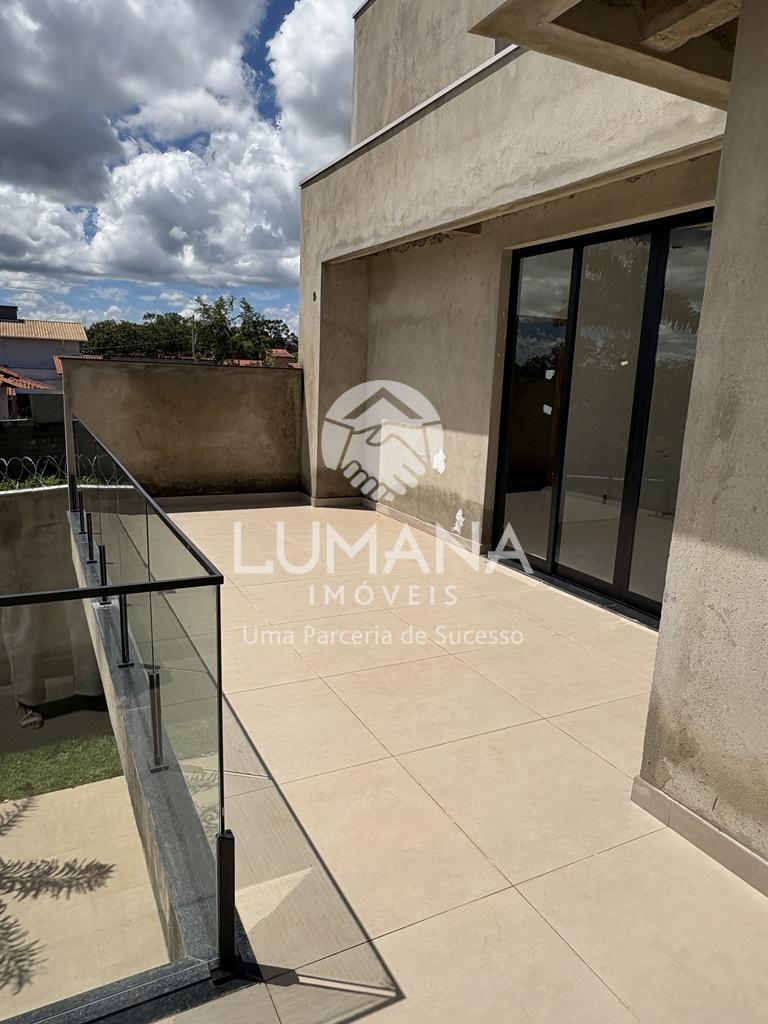 MODERNA RESIDÊNCIA COM PISCINA — foto 25 — Joá, Lagoa Santa, MG