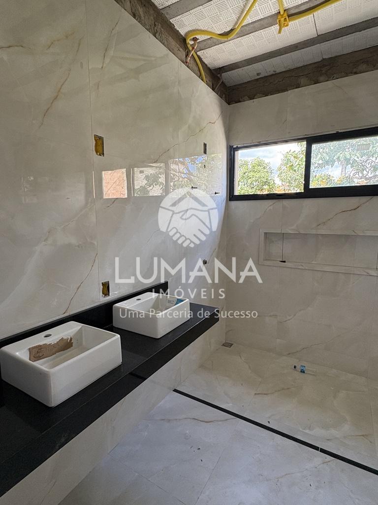 MODERNA RESIDÊNCIA COM PISCINA — foto 22 — Joá, Lagoa Santa, MG