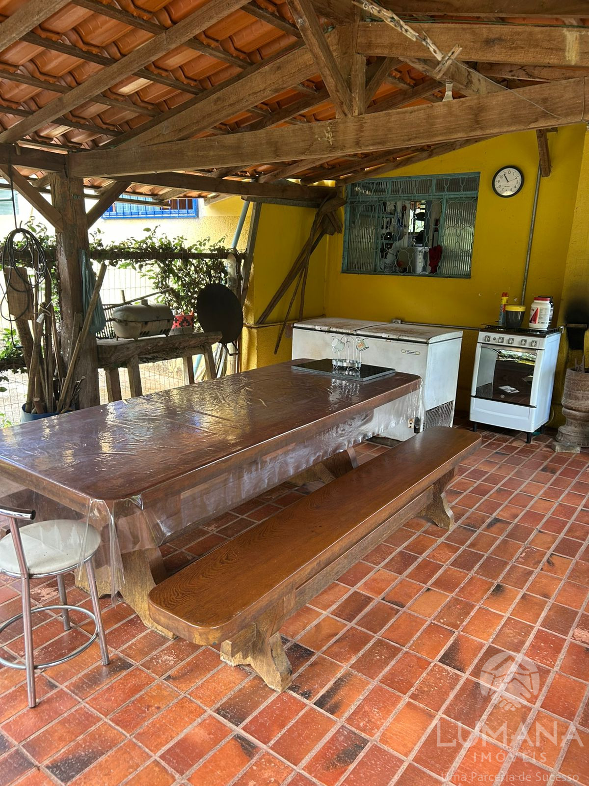 Fazenda "TEMPO ANTIGO" Porteira Fechada e com muita água
