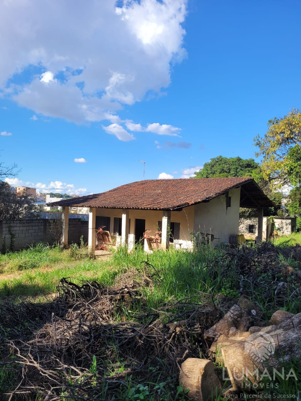 Casa Terreno 1.000 m²