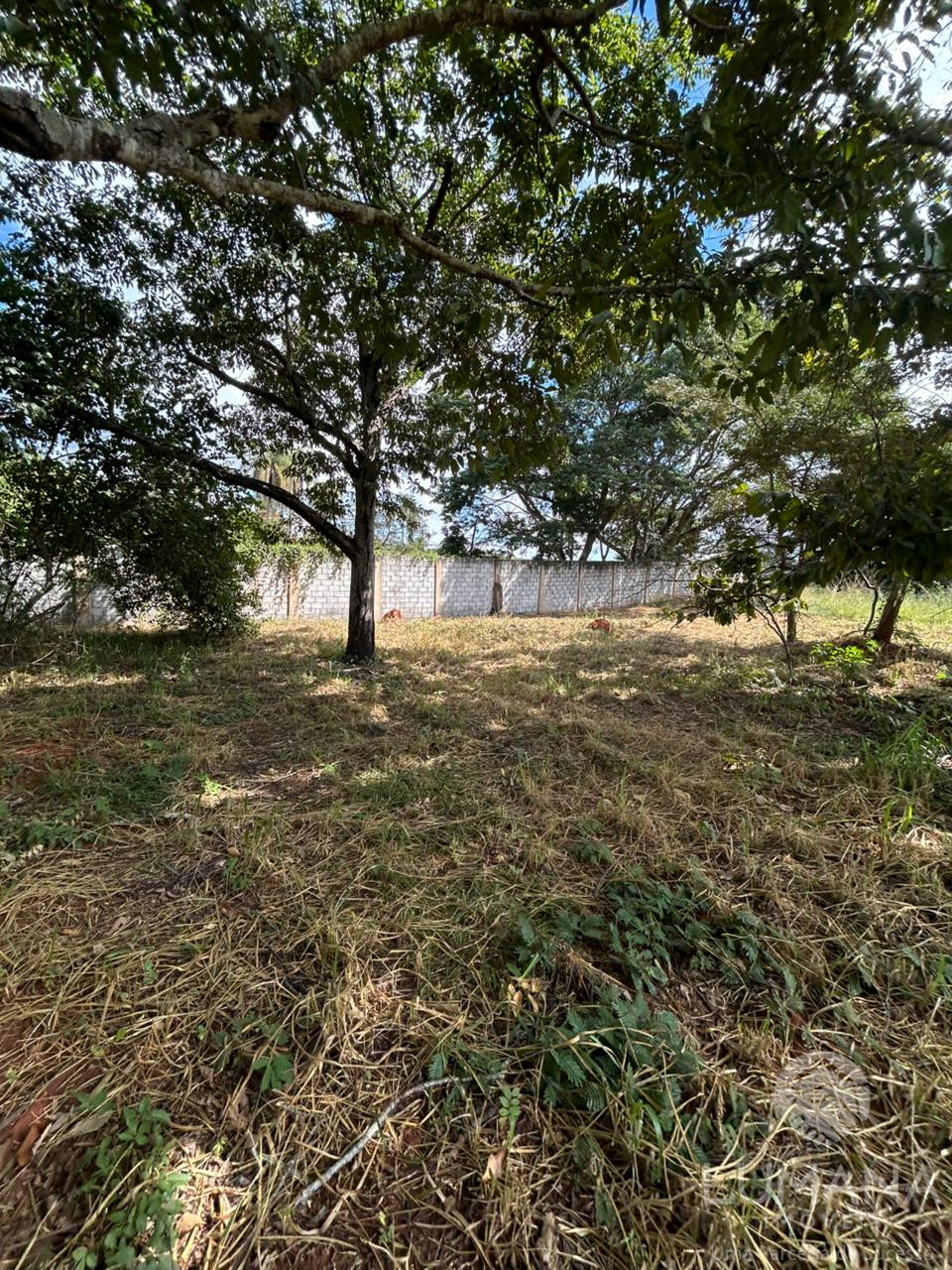 Lote em condomínio