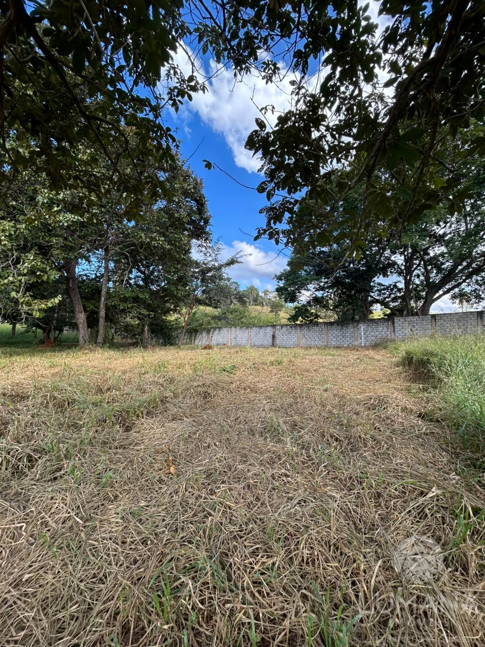 Lote em condomínio